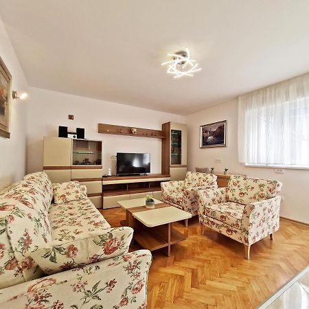 Split City Apartment Rosemary Екстер'єр фото