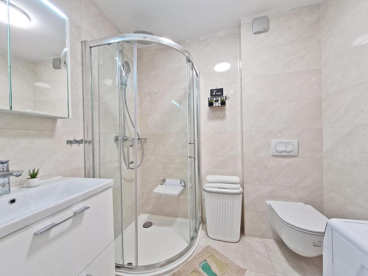 Split City Apartment Rosemary Екстер'єр фото
