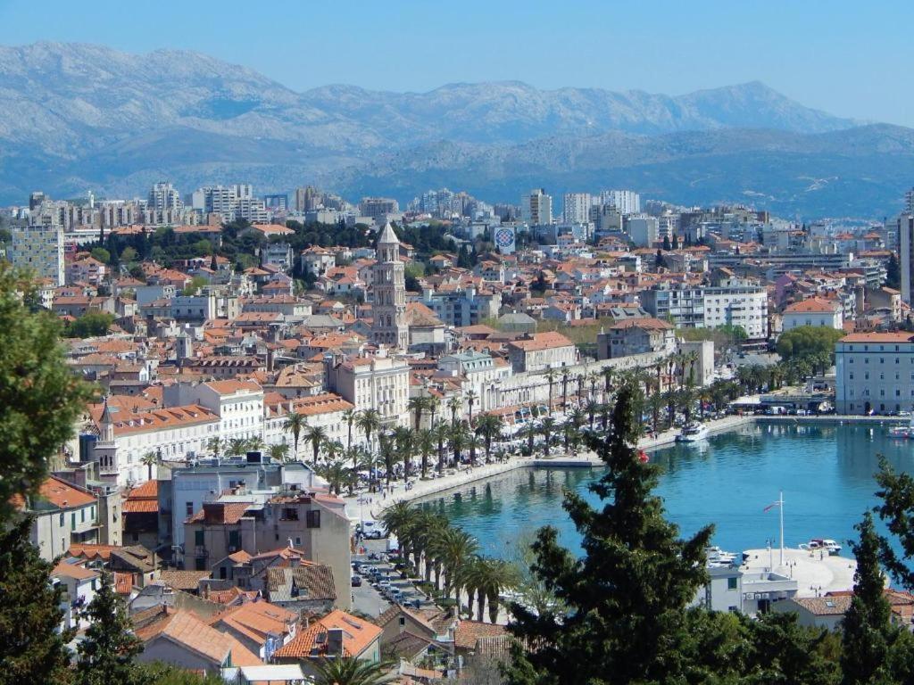 Split City Apartment Rosemary Екстер'єр фото